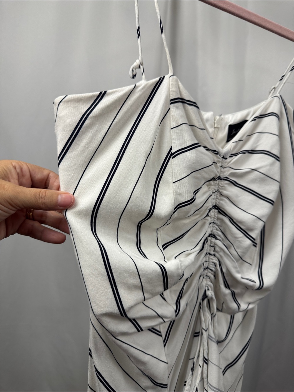 Bardot Ivory & Black Chevron Stripe Ruched Midi Dress Size 8 - Picture 7 of 16